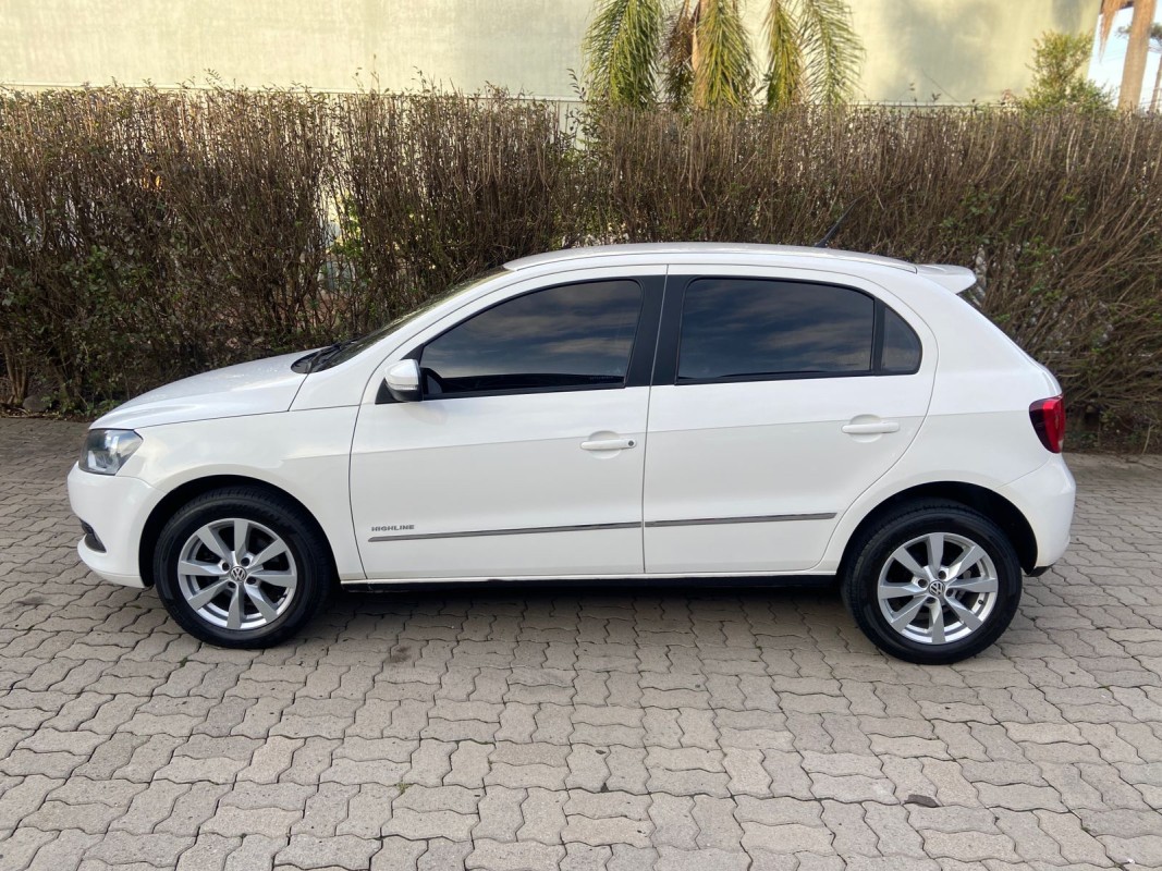 GOL 1.6 MI HIGHLINE 8V FLEX 4P MANUAL - 2014 - CAXIAS DO SUL