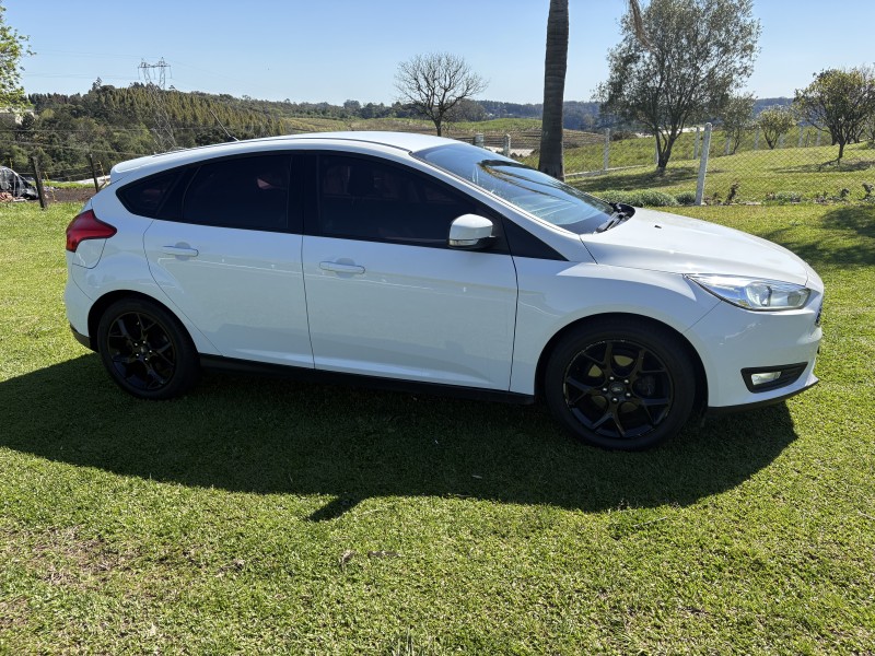 FOCUS 2.0 SE 16V FLEX 4P AUTOMÁTICO - 2019 - FARROUPILHA