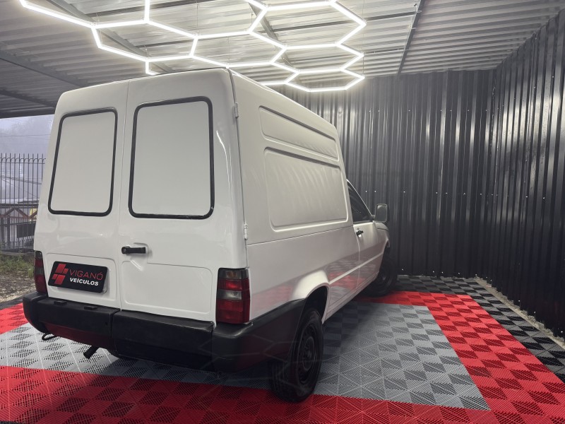 FIORINO 1.0 FURGÃO 8V GASOLINA 2P MANUAL - 2004 - CAXIAS DO SUL