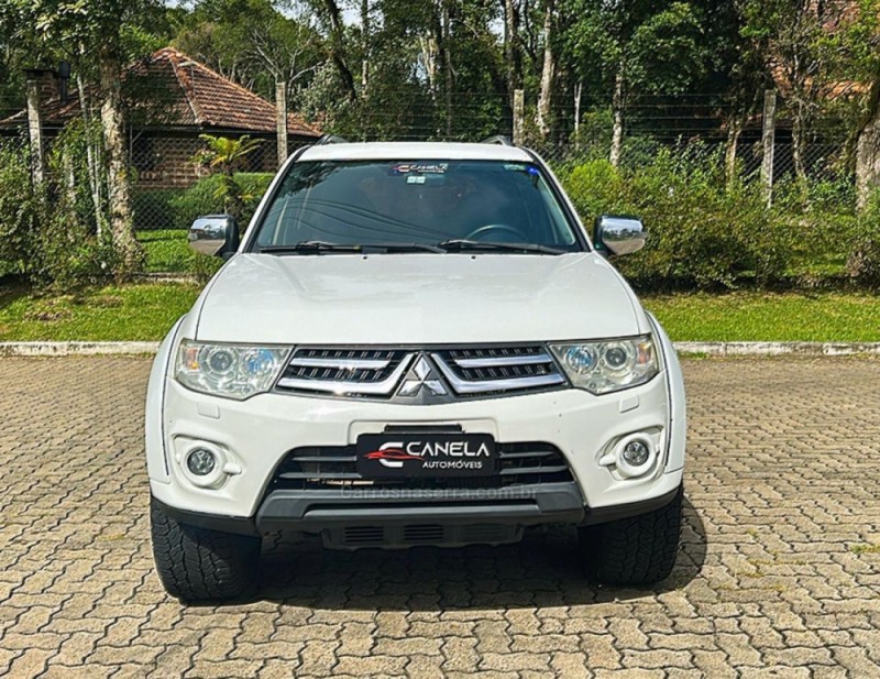 PAJERO DAKAR 3.2 HPE 4X4 7 LUGARES 16V TURBO INTERCOOLER DIESEL 4P AUTOMÁTICO - 2016 - CANELA