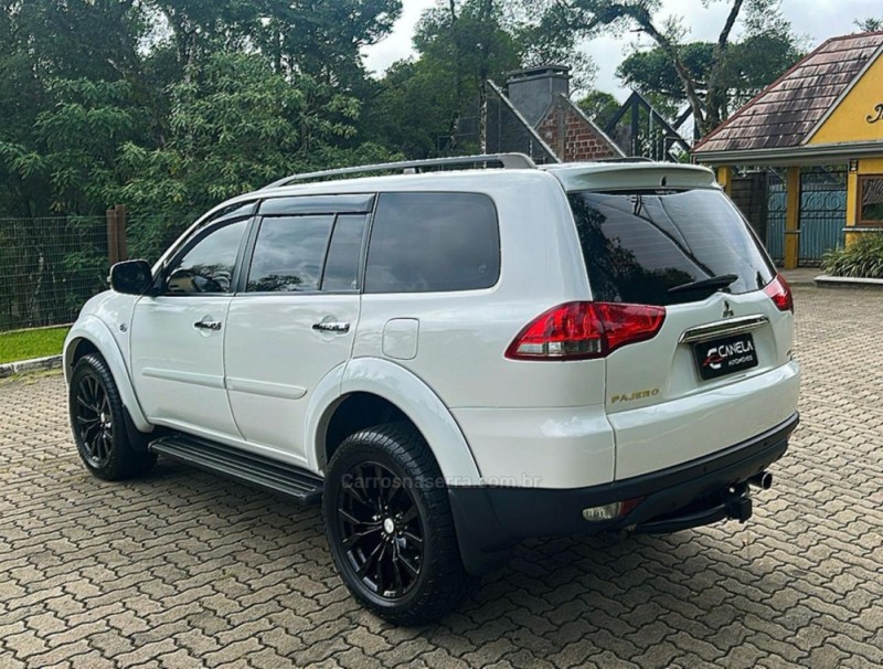 PAJERO DAKAR 3.2 HPE 4X4 7 LUGARES 16V TURBO INTERCOOLER DIESEL 4P AUTOMÁTICO - 2016 - CANELA