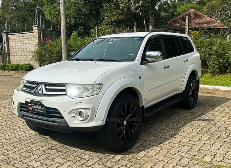PAJERO DAKAR 3.2 HPE 4X4 7 LUGARES 16V TURBO INTERCOOLER DIESEL 4P AUTOMÁTICO - 2016 - CANELA