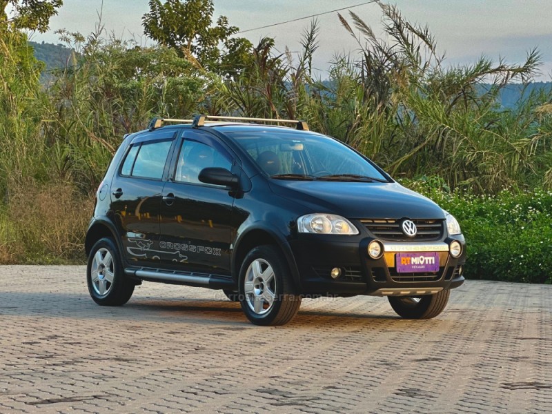 CROSSFOX 1.6 MI FLEX 8V 4P MANUAL - 2008 - MUçUM