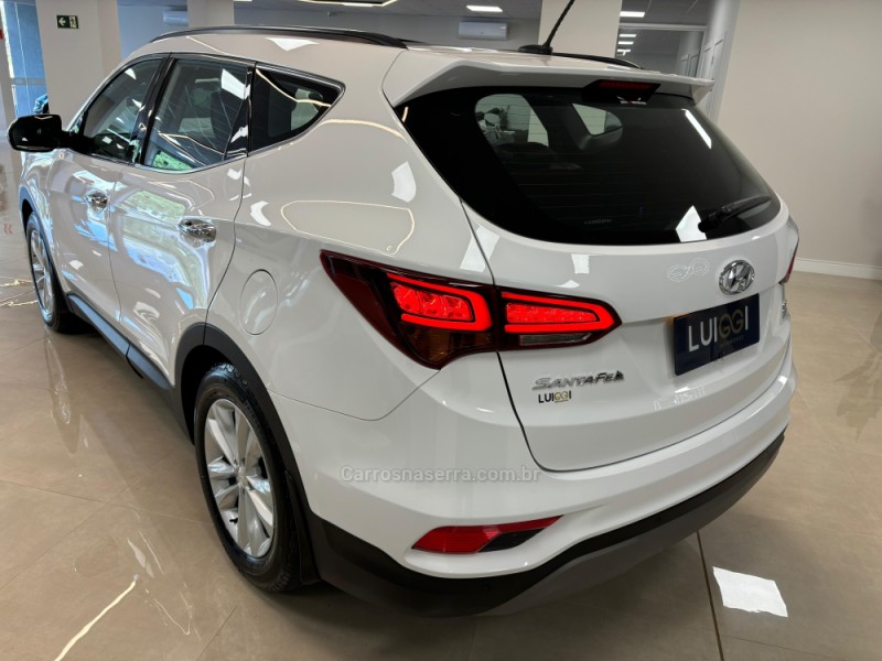 SANTA FÉ 3.3 MPFI 4X4 7 LUGARES V6 270CV GASOLINA 4P AUTOMÁTICO - 2018 - CARLOS BARBOSA