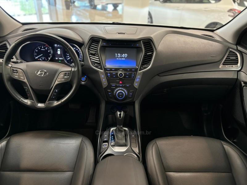 SANTA FÉ 3.3 MPFI 4X4 7 LUGARES V6 270CV GASOLINA 4P AUTOMÁTICO - 2018 - CARLOS BARBOSA