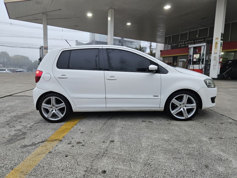 FOX 1.0 ITREND 8V FLEX 4P MANUAL - 2011 - CAXIAS DO SUL