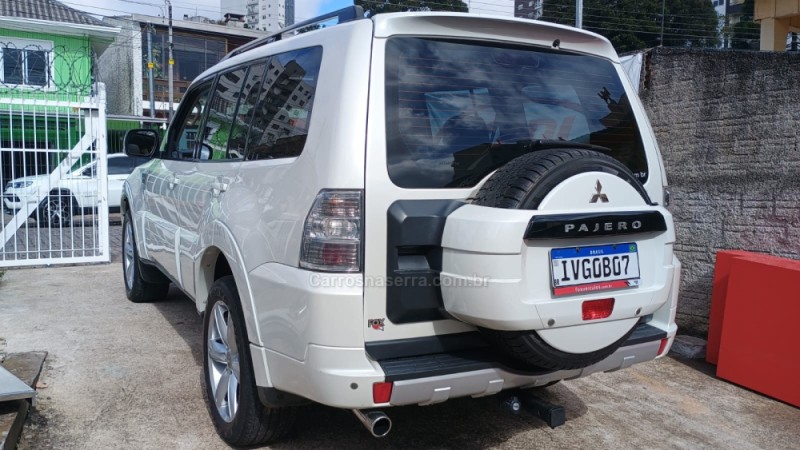 PAJERO FULL 3.2 HPE 4X4 16V TURBO INTERCOOLER DIESEL 4P AUTOMÁTICO - 2014 - CAXIAS DO SUL