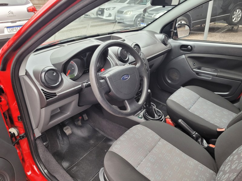 FIESTA 1.6 ROCAM HATCH 8V FLEX 4P MANUAL - 2012 - CARLOS BARBOSA