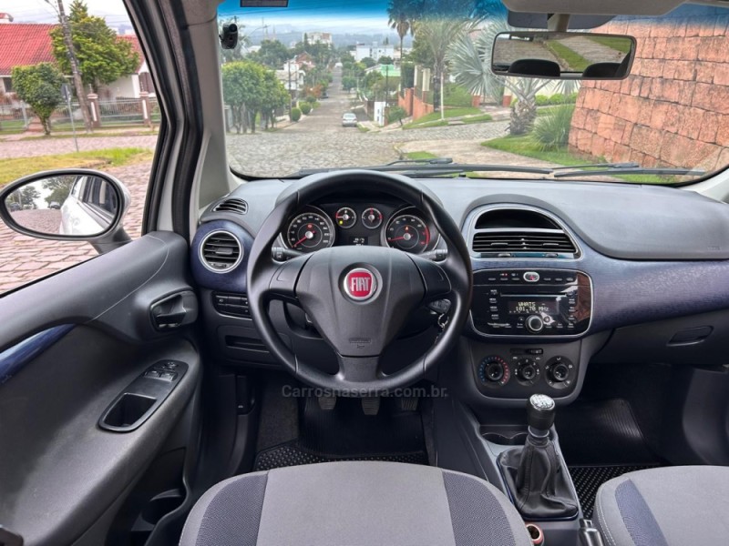 PUNTO 1.4 ATTRACTIVE 8V FLEX 4P MANUAL - 2014 - VENâNCIO AIRES