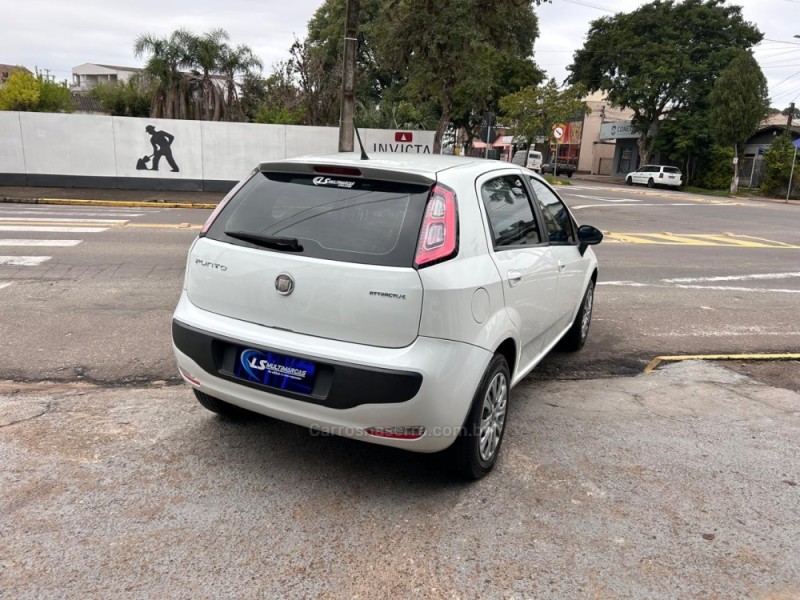 PUNTO 1.4 ATTRACTIVE 8V FLEX 4P MANUAL - 2014 - VENâNCIO AIRES