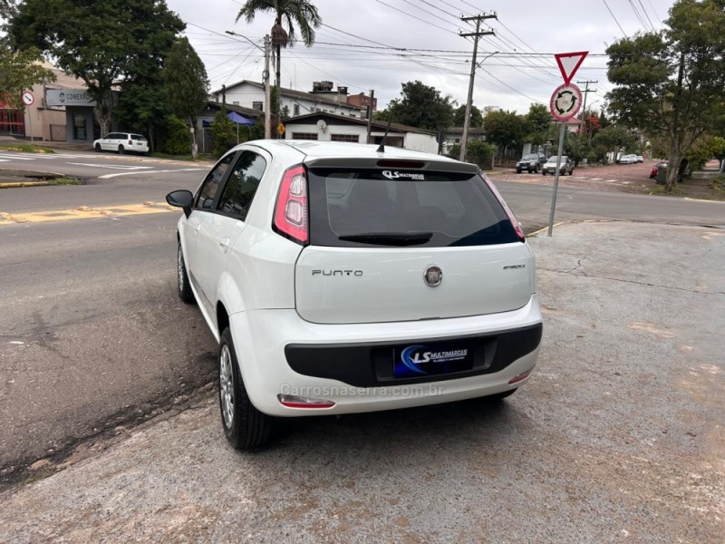 PUNTO 1.4 ATTRACTIVE 8V FLEX 4P MANUAL - 2014 - VENâNCIO AIRES