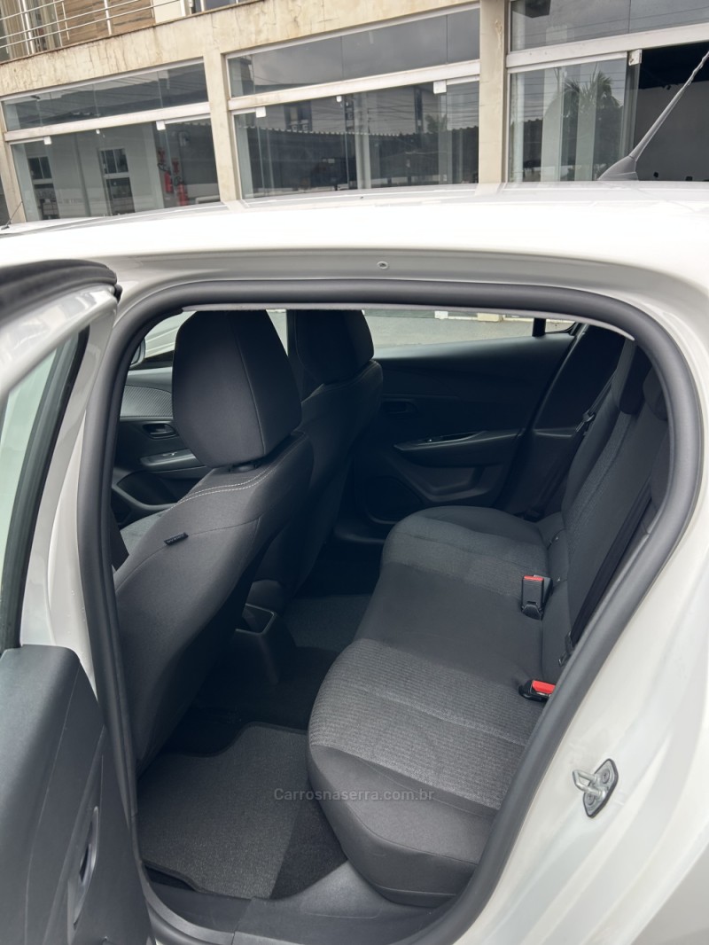 208 1.0 STYLE FLEX 6V 4P MANUAL - 2024 - CARAZINHO
