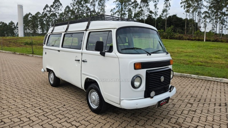 KOMBI 1.4 MI STD LOTAÇÃO 8V FLEX 3P MANUAL - 2007 - IVOTI