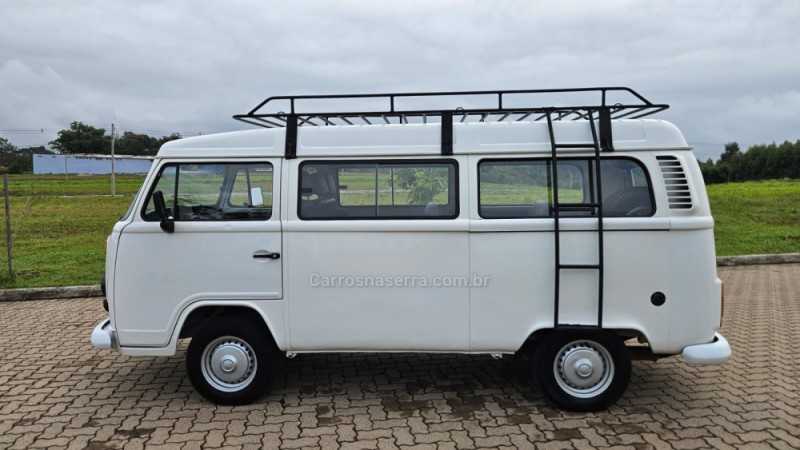 KOMBI 1.4 MI STD LOTAÇÃO 8V FLEX 3P MANUAL - 2007 - IVOTI