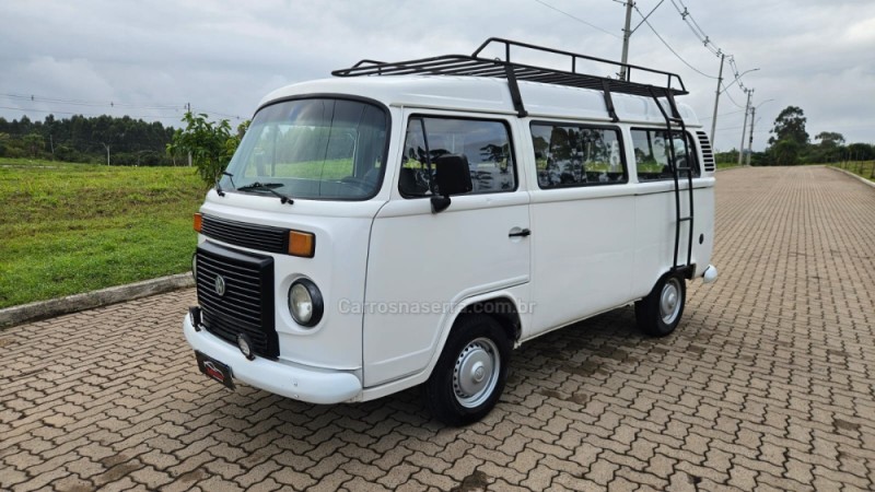 kombi 1.4 mi std lotacao 8v flex 3p manual 2007 ivoti