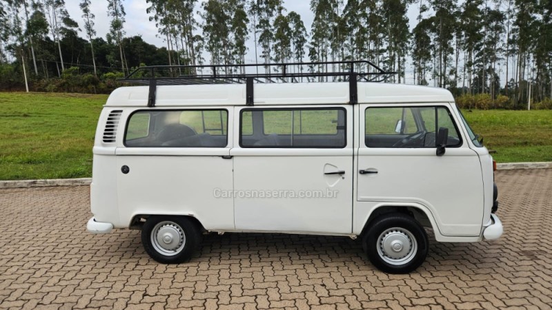 KOMBI 1.4 MI STD LOTAÇÃO 8V FLEX 3P MANUAL - 2007 - IVOTI