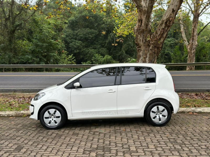 UP 1.0 TSI MOVE UP 12V FLEX 4P MANUAL - 2016 - DOIS IRMãOS
