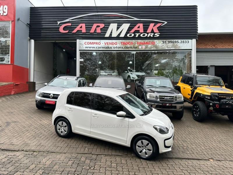 UP 1.0 TSI MOVE UP 12V FLEX 4P MANUAL - 2016 - DOIS IRMãOS