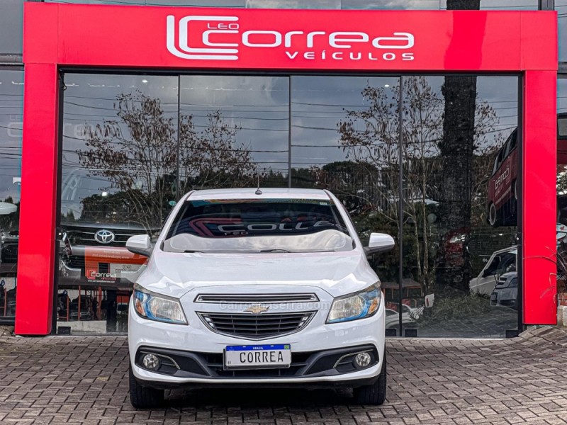 PRISMA 1.4 MPFI LTZ 8V FLEX 4P MANUAL - 2013 - CANELA