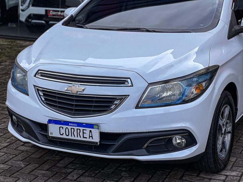 PRISMA 1.4 MPFI LTZ 8V FLEX 4P MANUAL - 2013 - CANELA