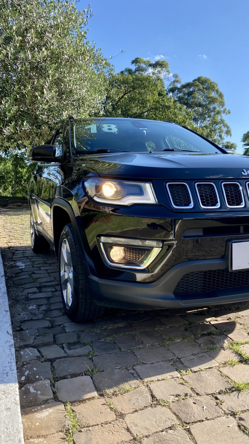 COMPASS 2.0 SPORT 4X4 16V FLEX 4P AUTOMÁTICO - 2018 - LAJEADO