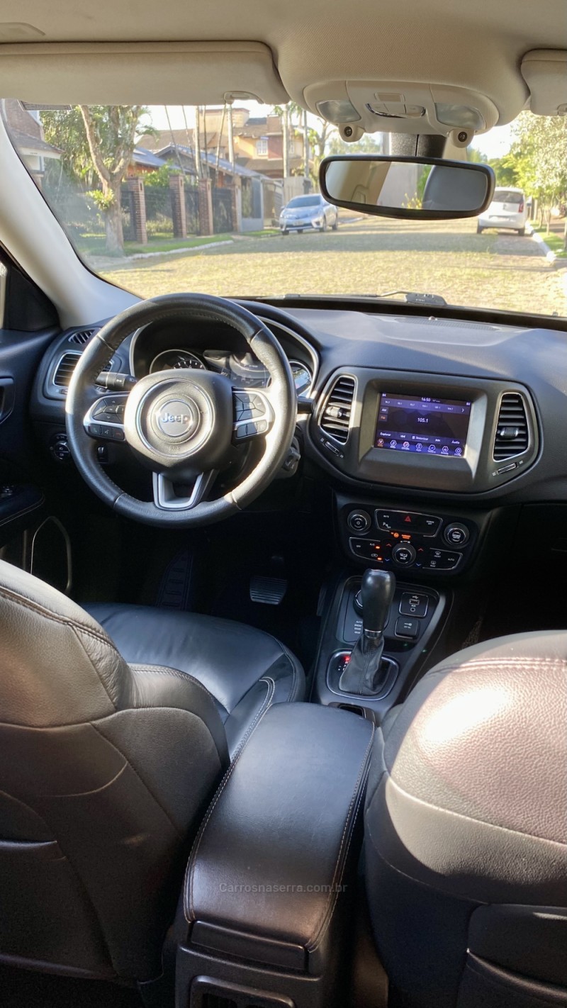 COMPASS 2.0 SPORT 4X4 16V FLEX 4P AUTOMÁTICO - 2018 - LAJEADO