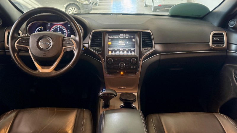 GRAND CHEROKEE 3.0 LIMITED 4X4 V6 24V TURBO DIESEL 4P AUTOMÁTICO - 2015 - ESTâNCIA VELHA