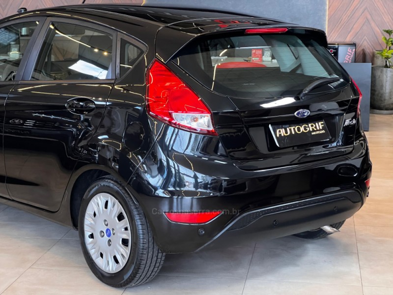 FIESTA 1.6 SE STYLE HATCH 16V FLEX 4P MANUAL - 2018 - CAMPO BOM