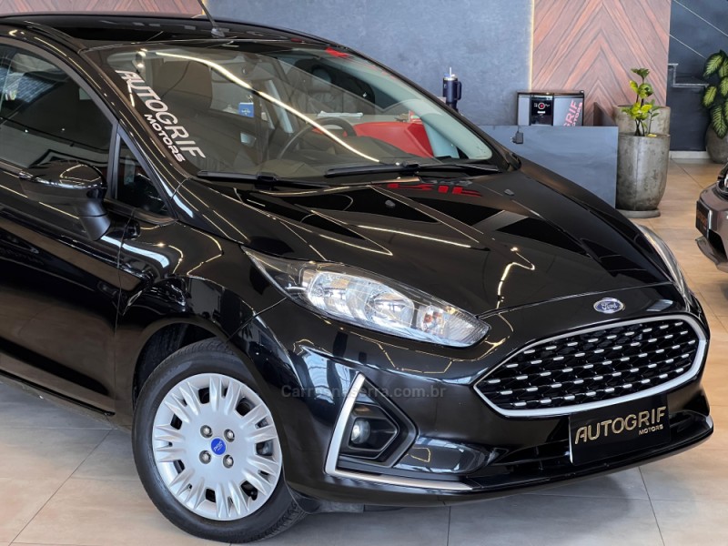 FIESTA 1.6 SE STYLE HATCH 16V FLEX 4P MANUAL - 2018 - CAMPO BOM