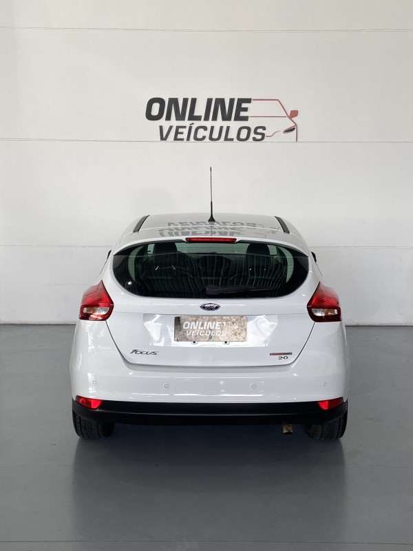 FOCUS 2.0 SE PLUS FASTBACK 16V FLEX 4P AUTOMÁTICO - 2016 - FARROUPILHA