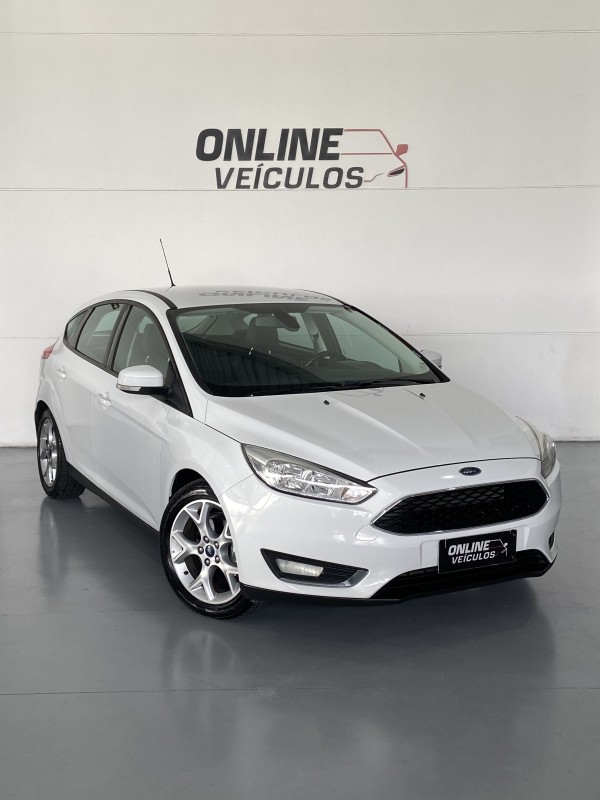FOCUS 2.0 SE PLUS FASTBACK 16V FLEX 4P AUTOMÁTICO - 2016 - FARROUPILHA