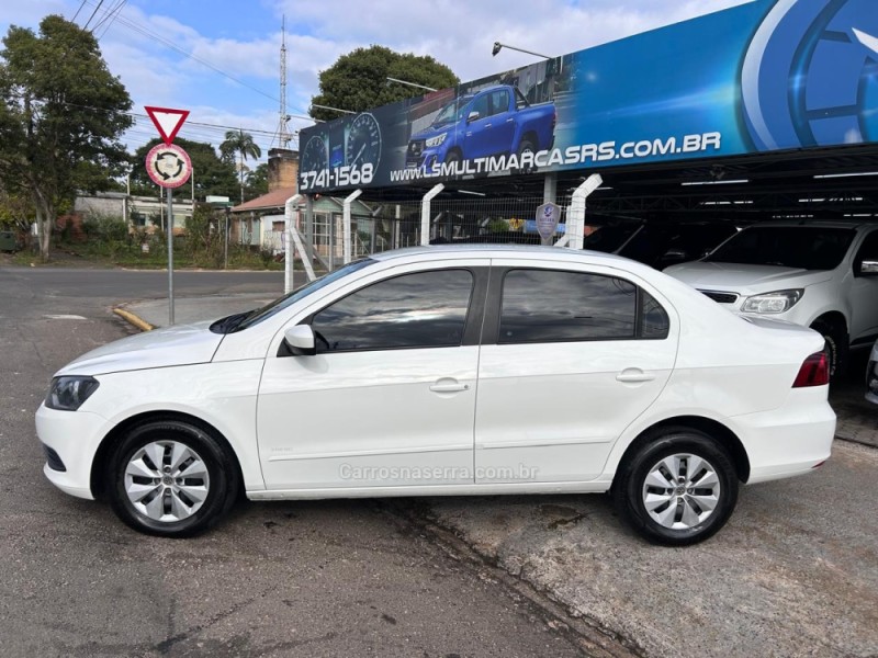 VOYAGE 1.6 MI 8V FLEX 4P MANUAL - 2013 - VENâNCIO AIRES