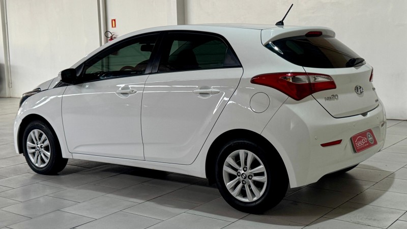 HB20 1.6 COMFORT 16V FLEX 4P MANUAL - 2014 - ESTâNCIA VELHA