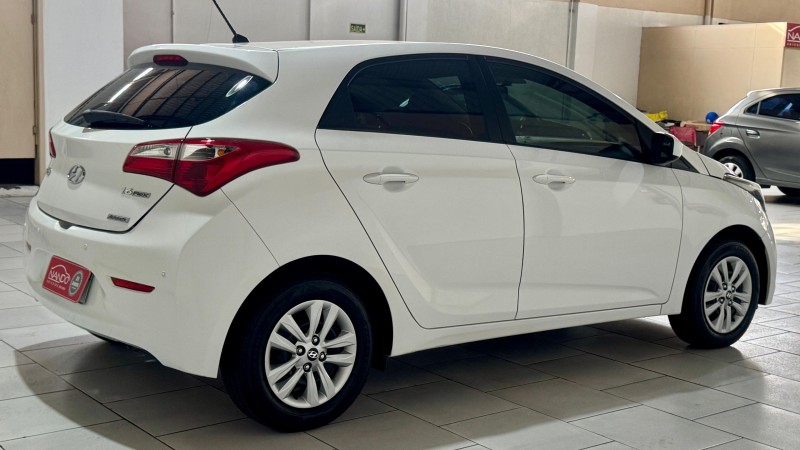 HB20 1.6 COMFORT 16V FLEX 4P MANUAL - 2014 - ESTâNCIA VELHA