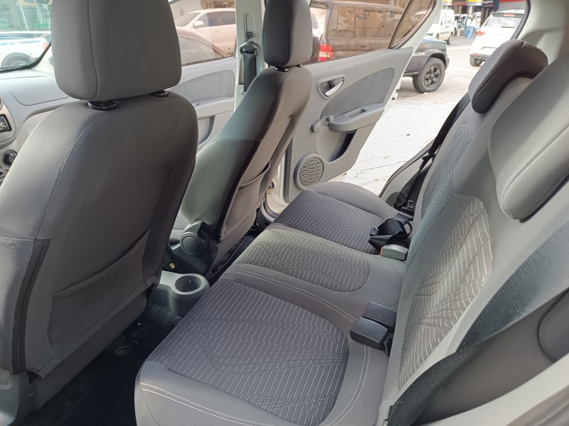 PALIO 1.0 MPI ATTRACTIVE 8V FLEX 4P MANUAL - 2013 - FLORES DA CUNHA