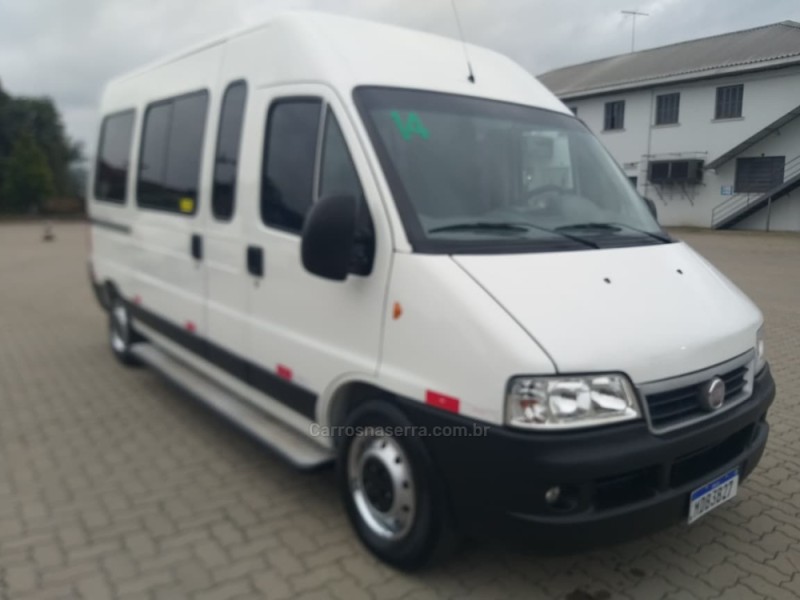 DUCATO 2.3 MINIBUS 16 LUGARES TETO ALTO 16V TURBO INTERCOOLER DIESEL MANUAL - 2014 - CAXIAS DO SUL