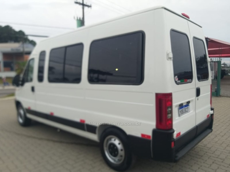 DUCATO 2.3 MINIBUS 16 LUGARES TETO ALTO 16V TURBO INTERCOOLER DIESEL MANUAL - 2014 - CAXIAS DO SUL