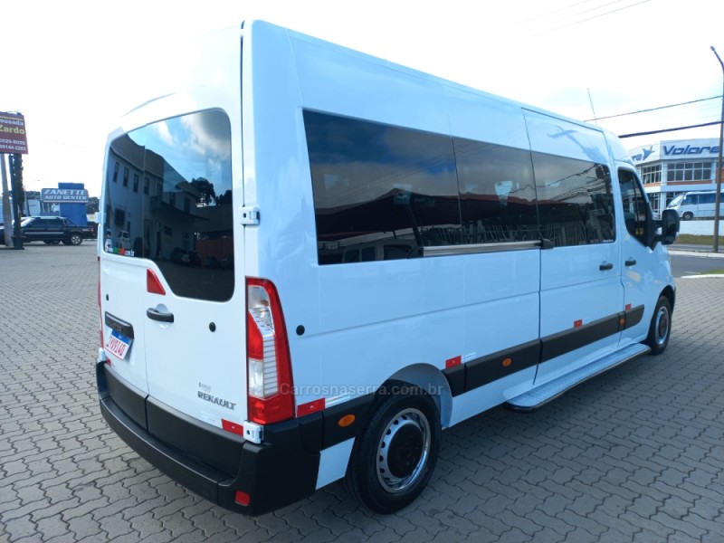 MASTER 2.3 DCI MINIBUS EXECUTIVE L3H2 16 LUGARES 16V DIESEL 4P MANUAL - 2019 - CAXIAS DO SUL