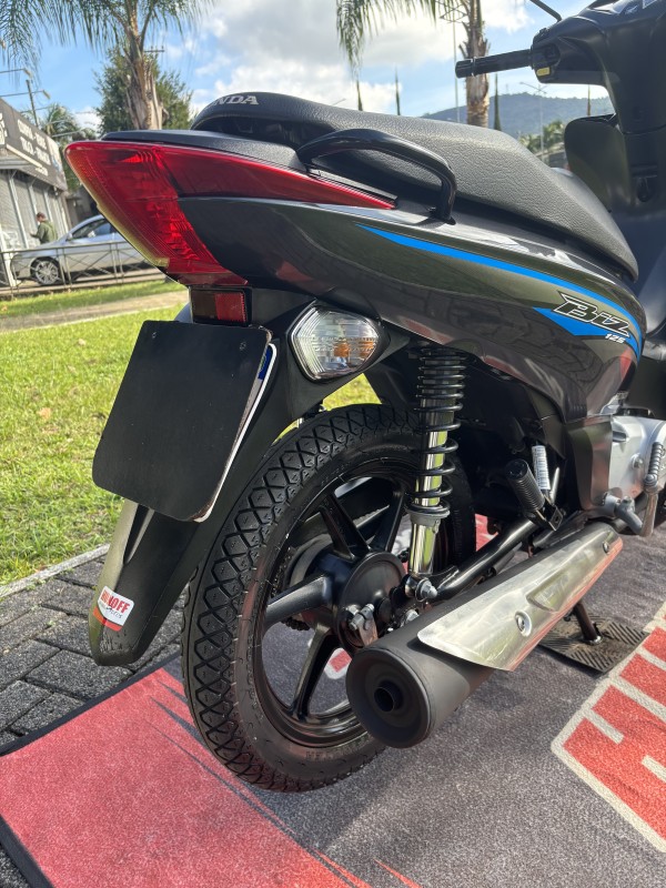 BIZ 125 EX - 2017 - FELIZ