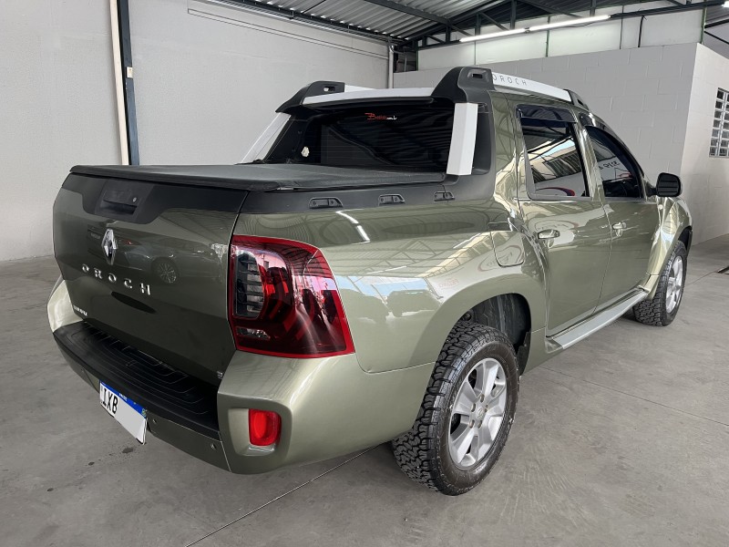 DUSTER OROCH 2.0 16V FLEX DYNAMIQUE 4P MANUAL - 2016 - CAXIAS DO SUL