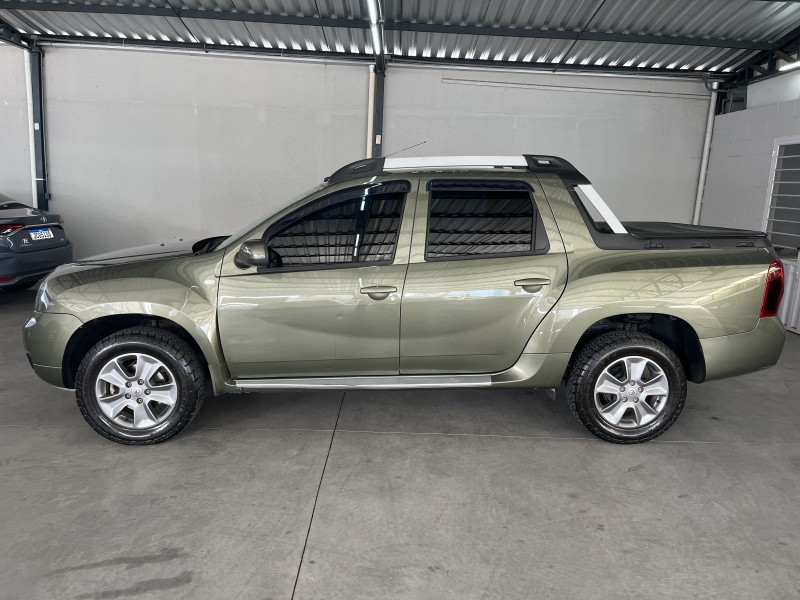 DUSTER OROCH 2.0 16V FLEX DYNAMIQUE 4P MANUAL - 2016 - CAXIAS DO SUL