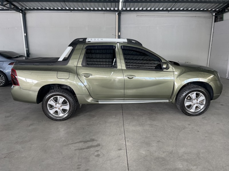DUSTER OROCH 2.0 16V FLEX DYNAMIQUE 4P MANUAL - 2016 - CAXIAS DO SUL