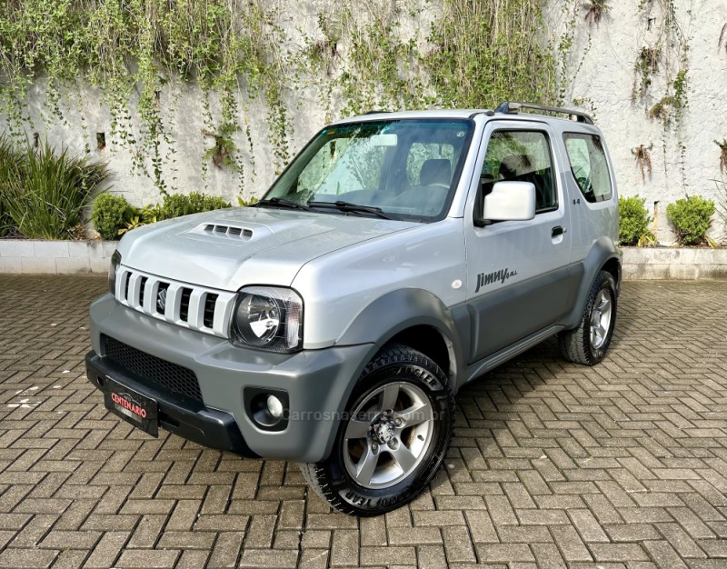 JIMNY 1.3 4ALL 4X4 16V GASOLINA 2P MANUAL - 2015 - SAPIRANGA