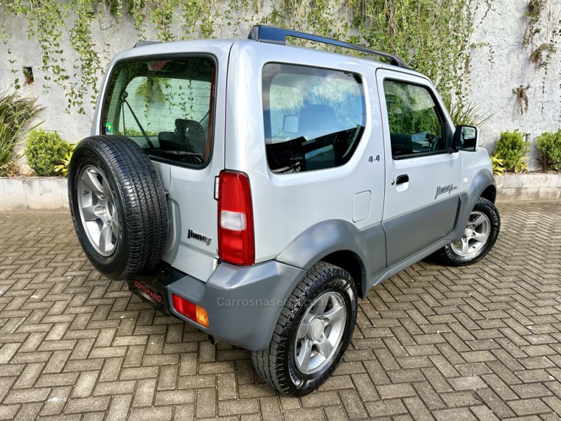 JIMNY 1.3 4ALL 4X4 16V GASOLINA 2P MANUAL - 2015 - SAPIRANGA