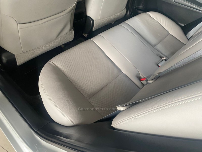 COROLLA 2.0 XEI 16V FLEX 4P AUTOMÁTICO - 2015 - LAJEADO
