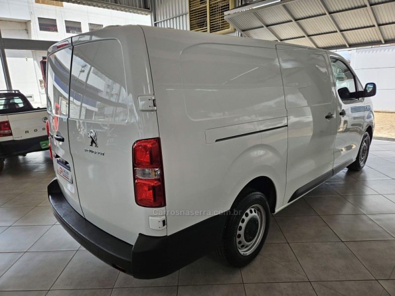 EXPERT 1.5 BLUEHDI CARGO DIESEL MANUAL - 2023 - TAPEJARA