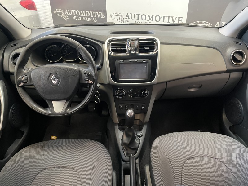 LOGAN 1.6 DYNAMIQUE 8V FLEX 4P MANUAL - 2015 - CAXIAS DO SUL