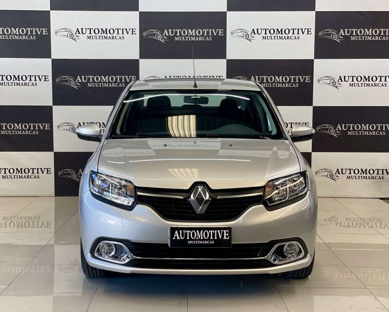 LOGAN 1.6 DYNAMIQUE 8V FLEX 4P MANUAL - 2015 - CAXIAS DO SUL