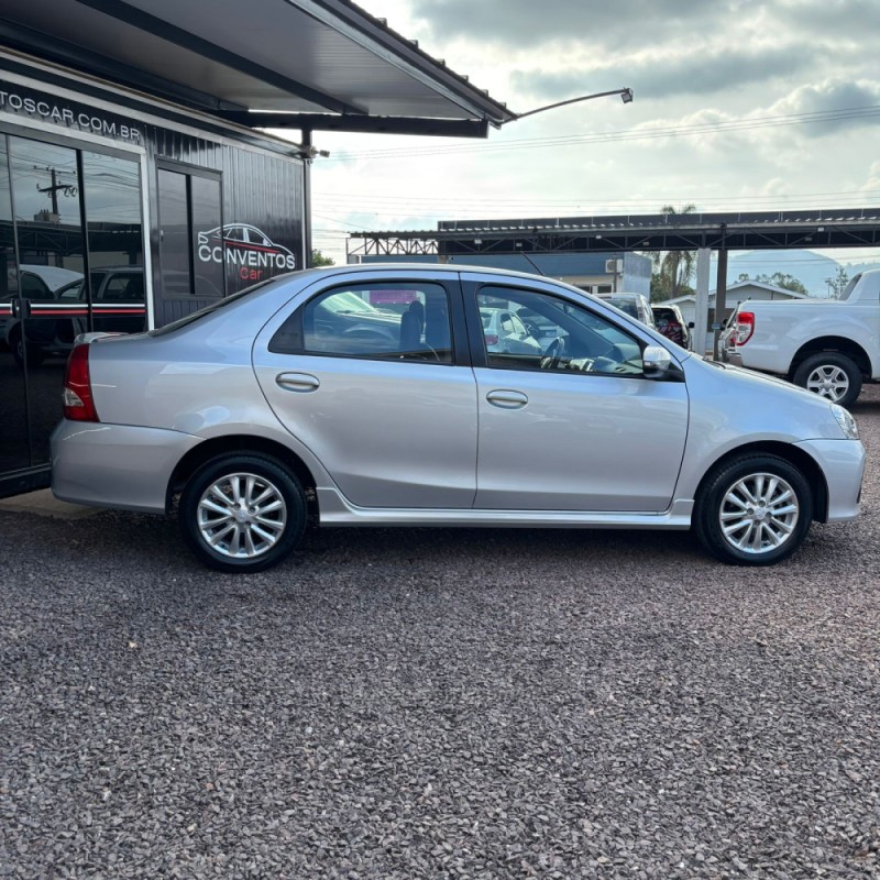 ETIOS 1.5 PLATINUM SEDAN 16V FLEX 4P AUTOMÁTICO - 2019 - LAJEADO
