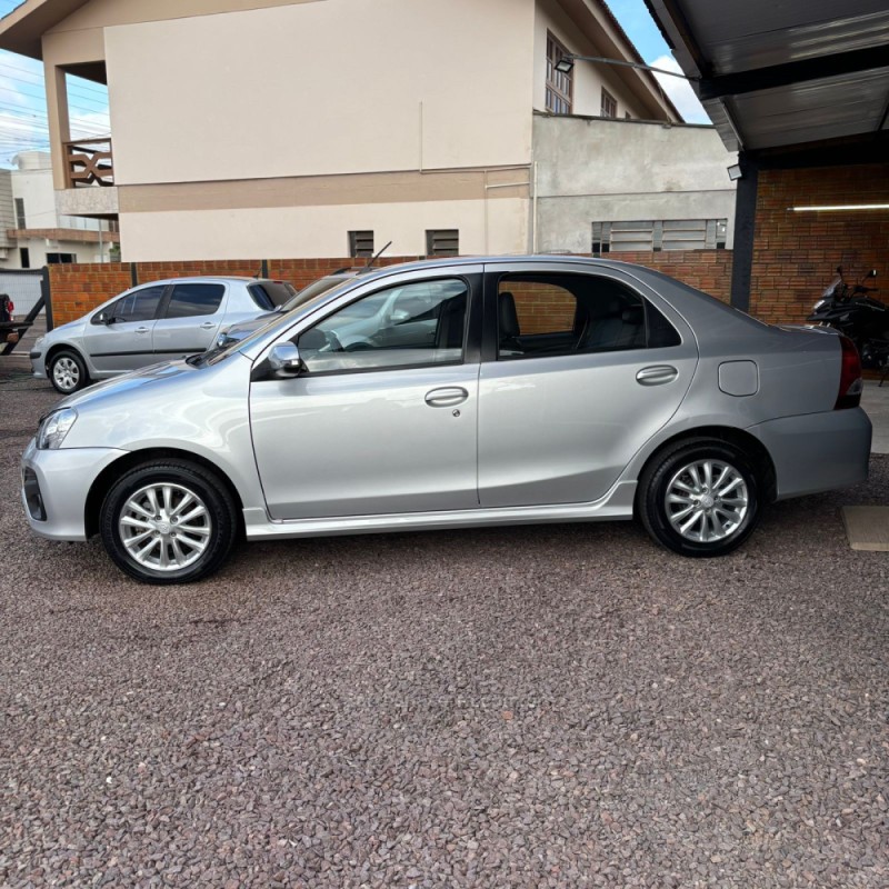 ETIOS 1.5 PLATINUM SEDAN 16V FLEX 4P AUTOMÁTICO - 2019 - LAJEADO